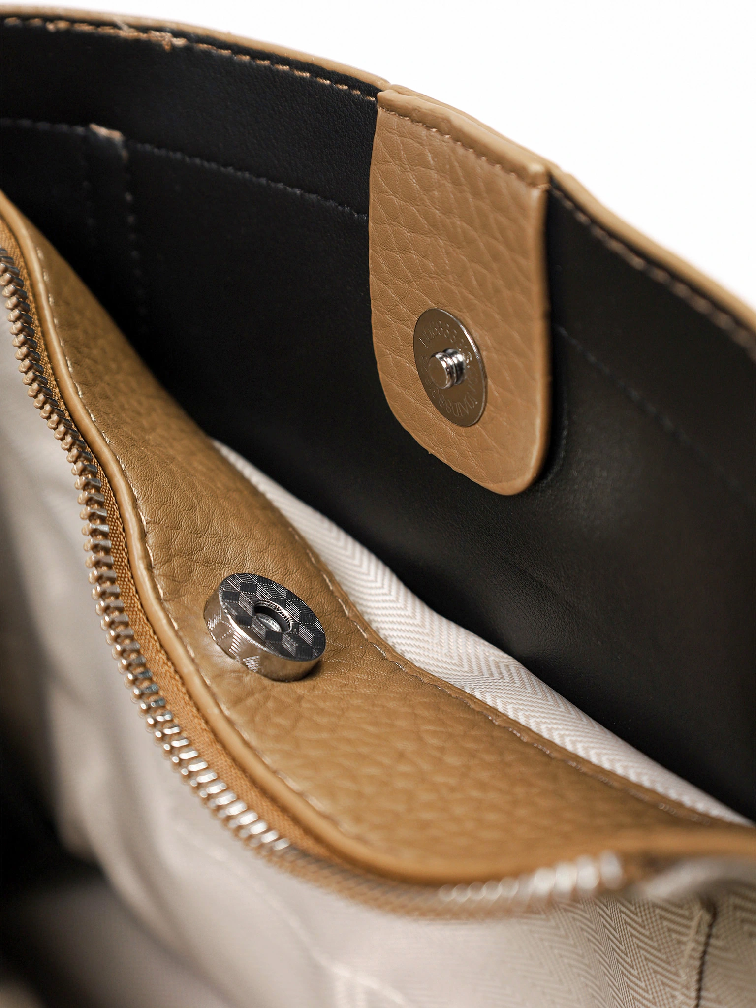 Сумка-тоут с плоскими ручками с декоративным платком в ассортименте